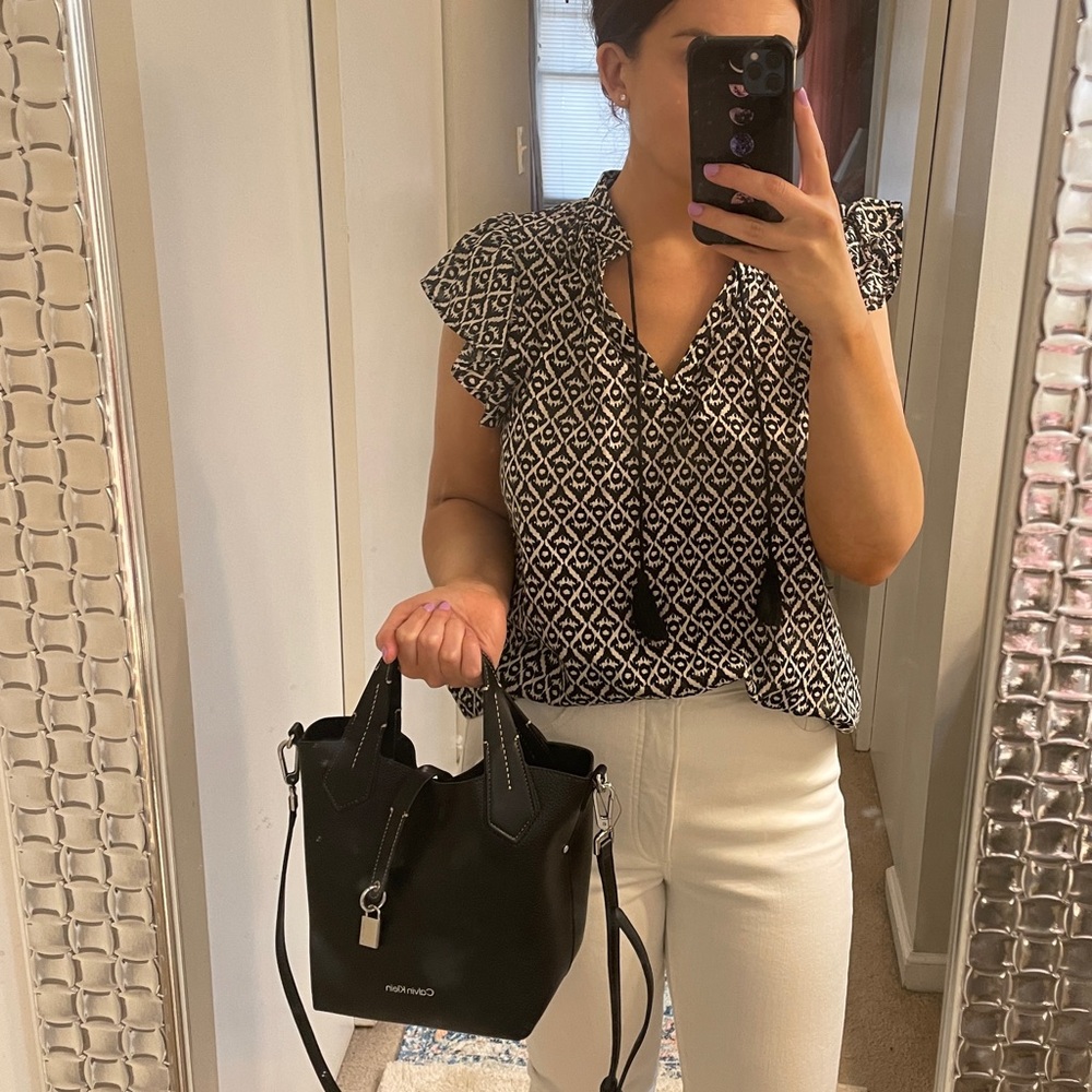 Calvin Klein Remy Crossbody